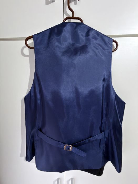 Costum barbati alastru inchis !!