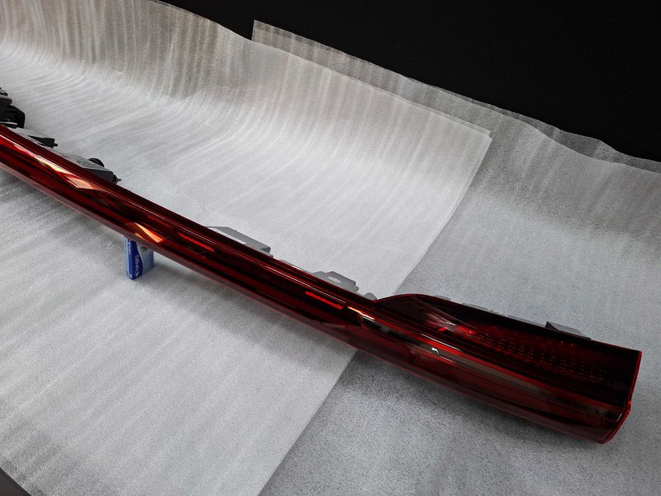 4KE945095G Нов Оригинал Стоп Audi Q8 SQ8 E tron