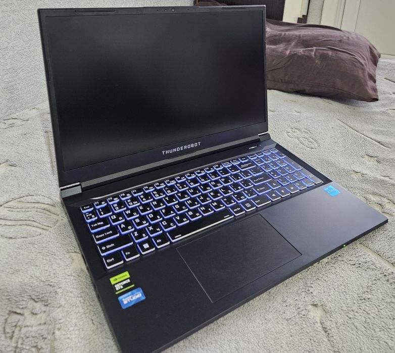 Ноутбук Tnunderobot 911S