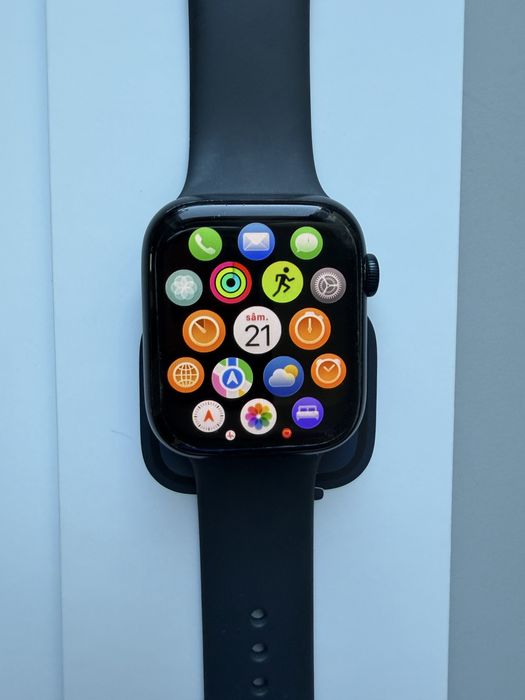 Apple Watch 9, Carcasa Midnight Aluminium 45 mm, Midnight Sp. Band S\M