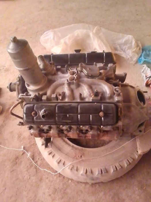 Gaz 53 matori sotiladi 2 ta