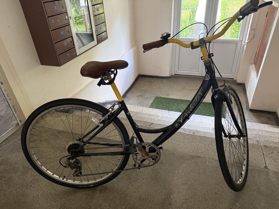 Vând bicicletă pentru adulti