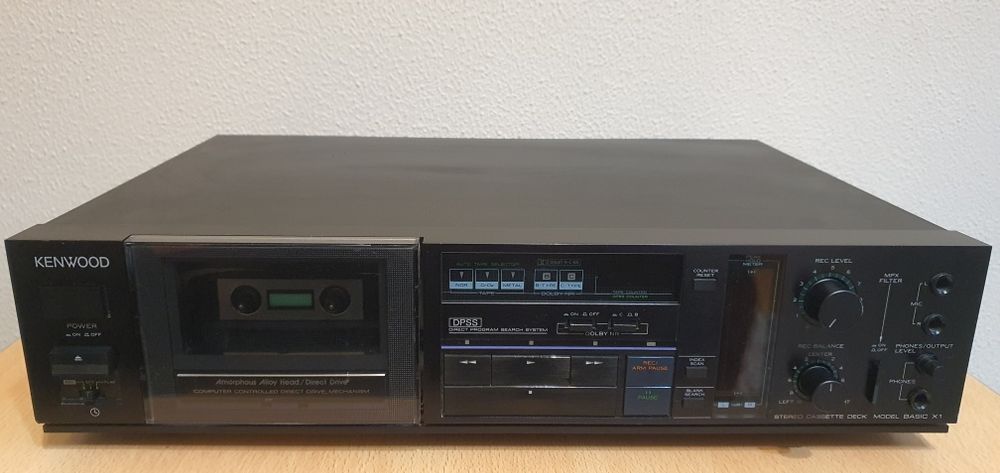 Vând deck Kenwood  BASIC X1