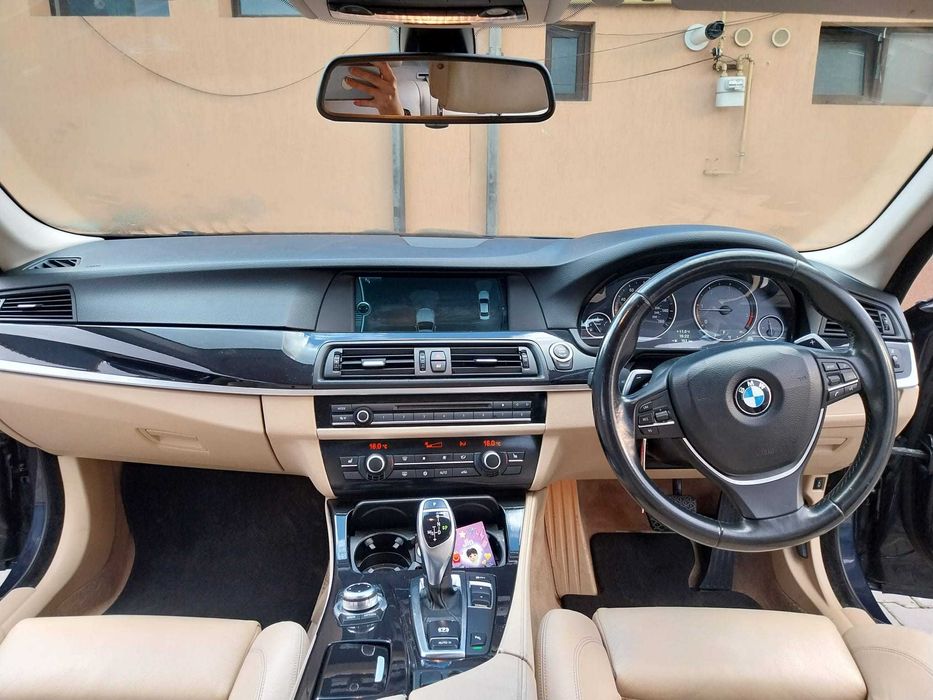 Vand Bmw F10 520d 2011 Volan dreapta