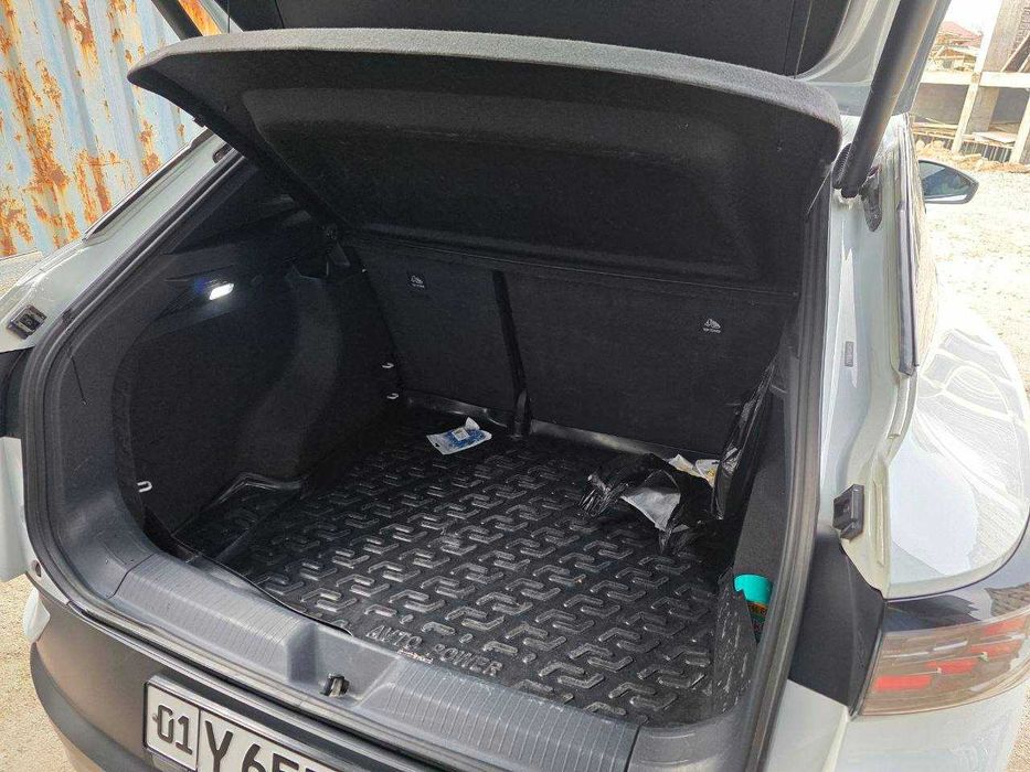 Volkswagen ID4 Crozz белого цвета в отличном состоянии прошивка 3001