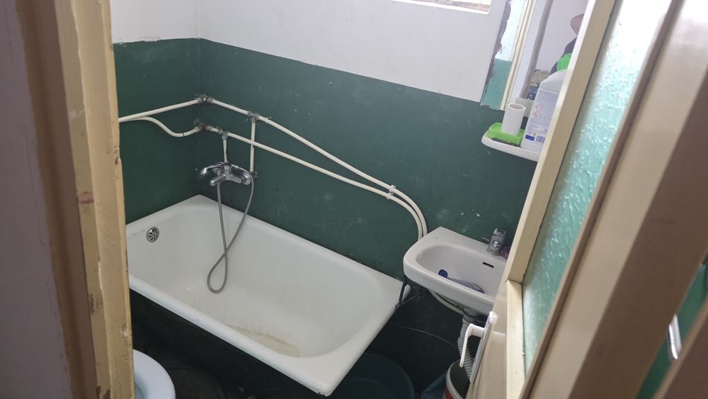 Garsonieră de vânzare