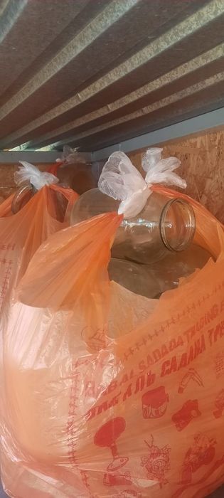 Банки ,3л ,2л, 1л, 500г.