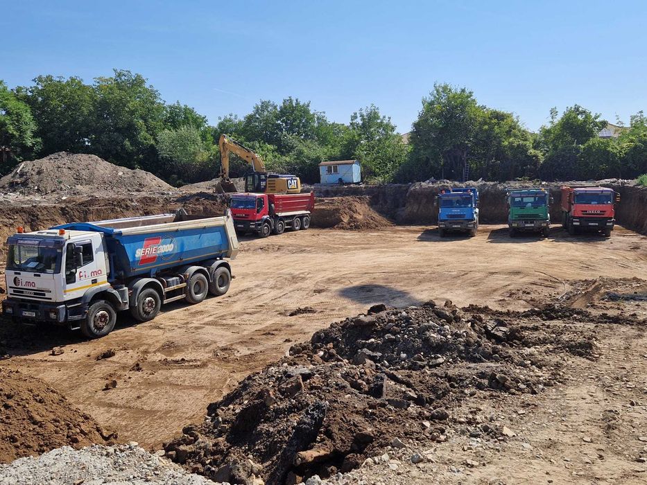 Excavatii fundatii, utilitati, sapaturi - utilaje cu operator