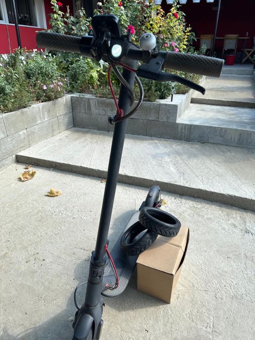 Trotineta electrica Xiaomi M365