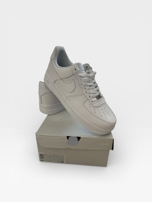 Adidasi/Sneakers Nike Air Force 1 07 Low Marime 42 43