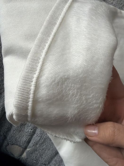 Продам белые джинсы