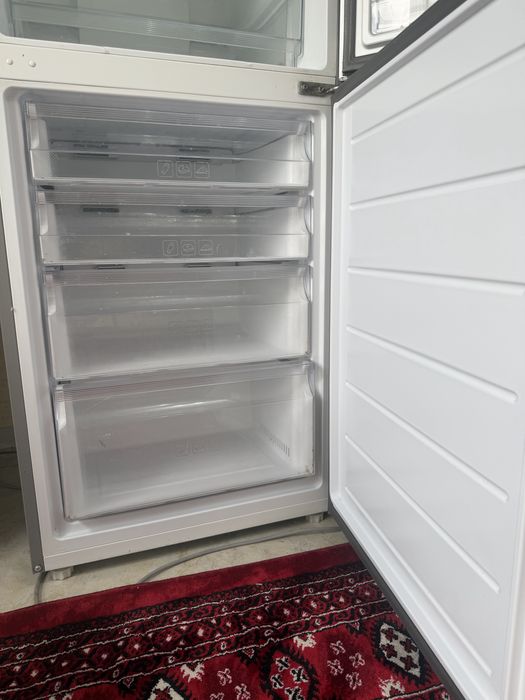 Холодильник Haier