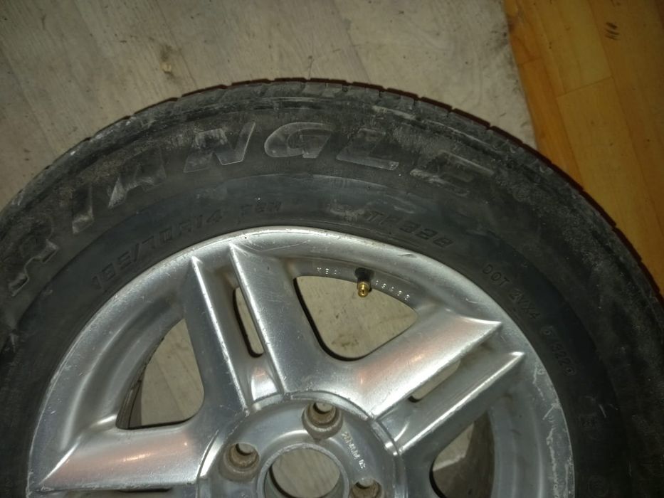 Продам шины -40000тг