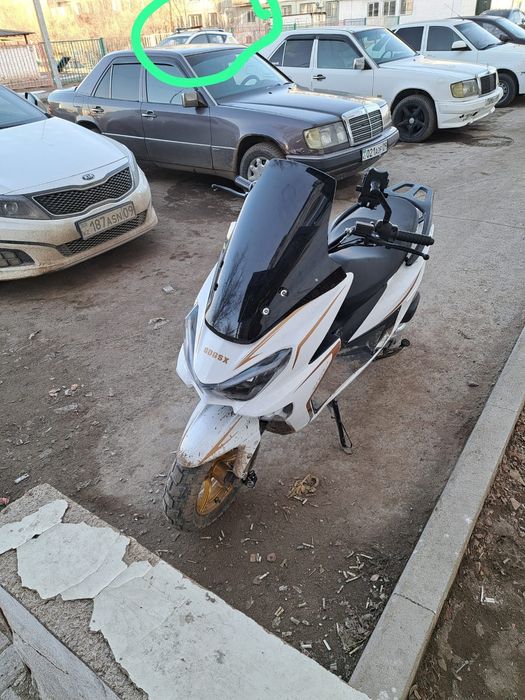 Продам макси мопед