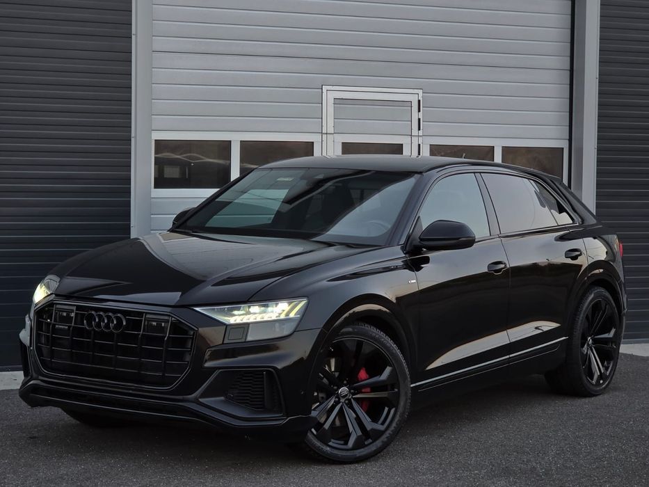 Audi Q8