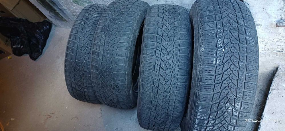 зимни гуми 195/65/15-4бр. с джанти 15x6JCHX45-4бр.