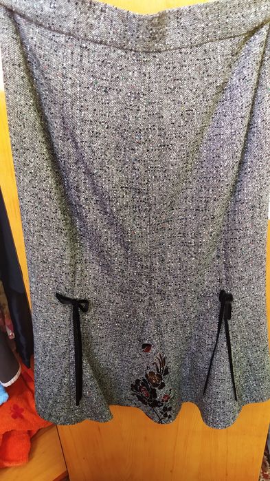 Okazie Costum Dama Lana si Poliamida Marimea 36