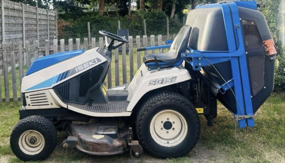 Tractoras gazon Iseki