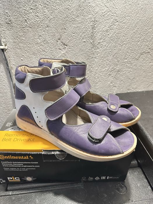 Ортопедическая сандали