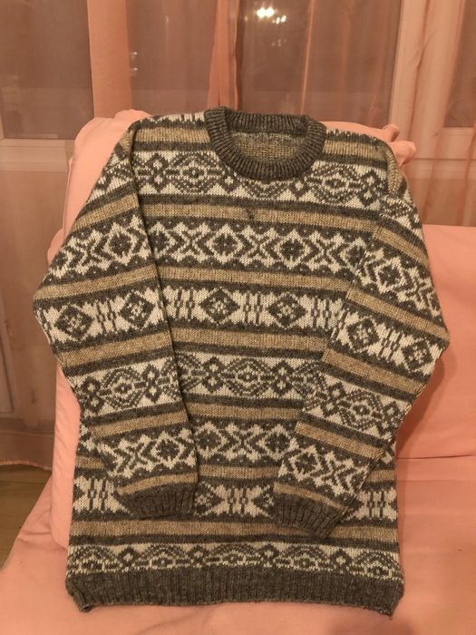 Мъжки пуловер, р-р XXL, състав вълна/акрил 50/50%.