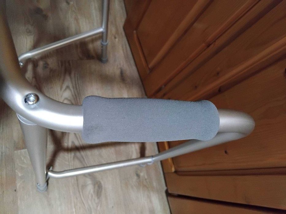 cadru de mers medical nou