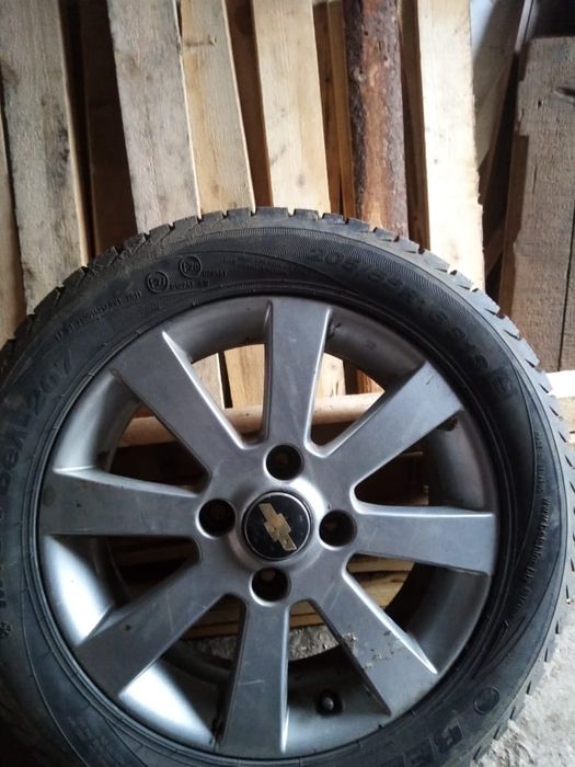 Продам зимние резину с дисками