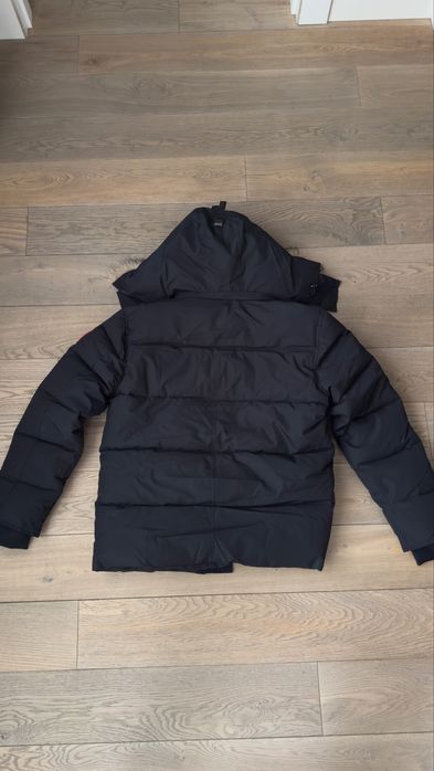 курка canada goose