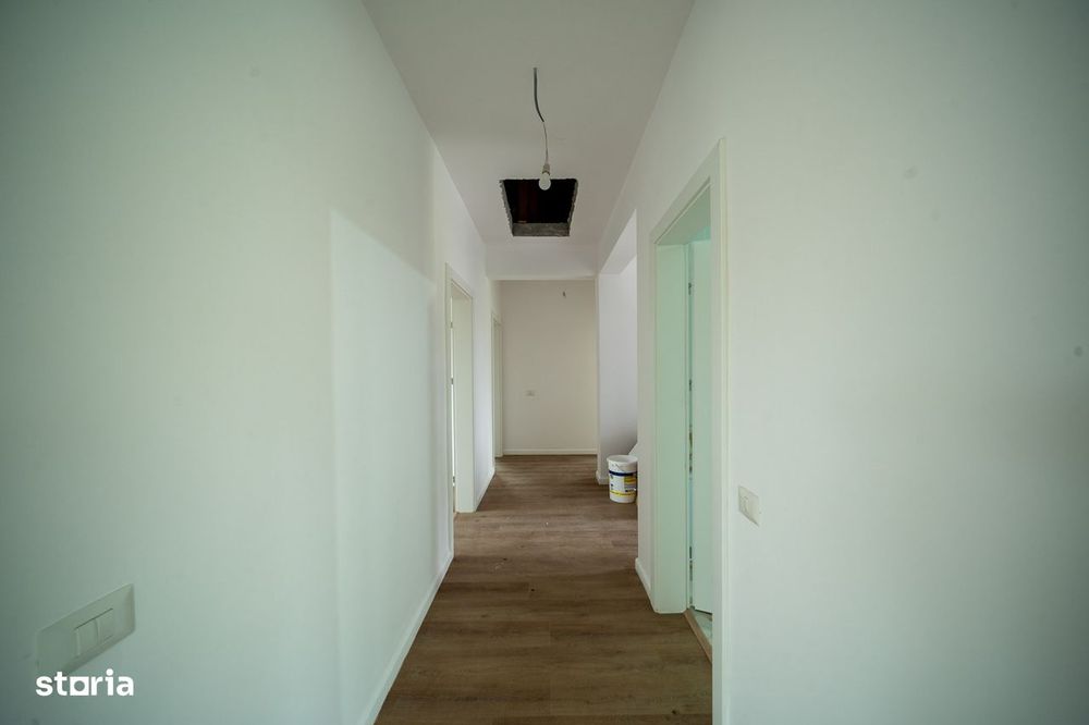 Casă nouă parter, 4 camere, 2 băi, 120 mp, teren 400 mp – Țegheș