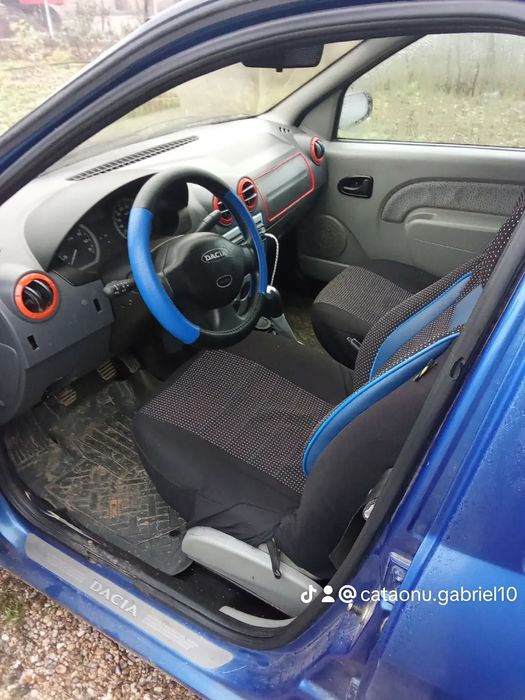 Vând Dacia Logan 1.6