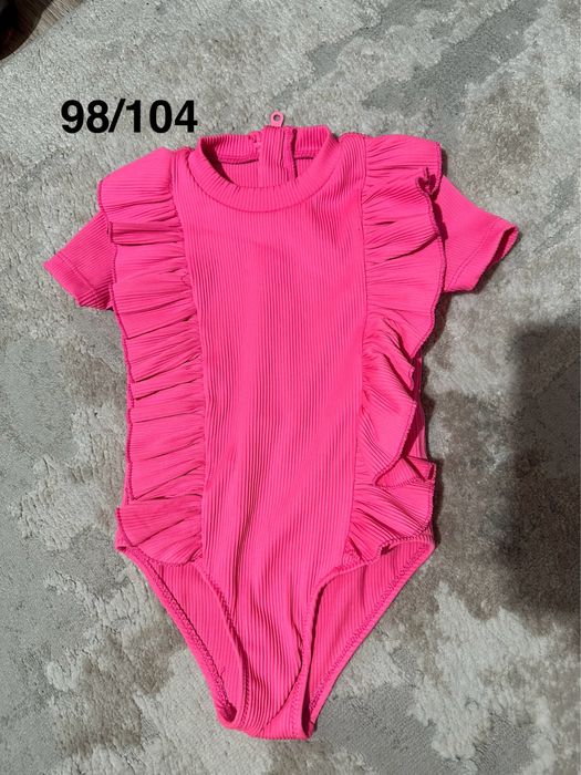 Diverse haine fetite