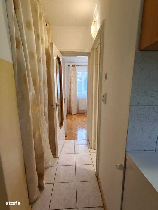 Inchiriez apartament cu 2 camere in Dambu complet mobilat