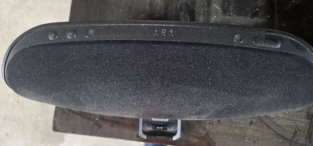 Boxa JBL, cu atașare telefon Iphone.