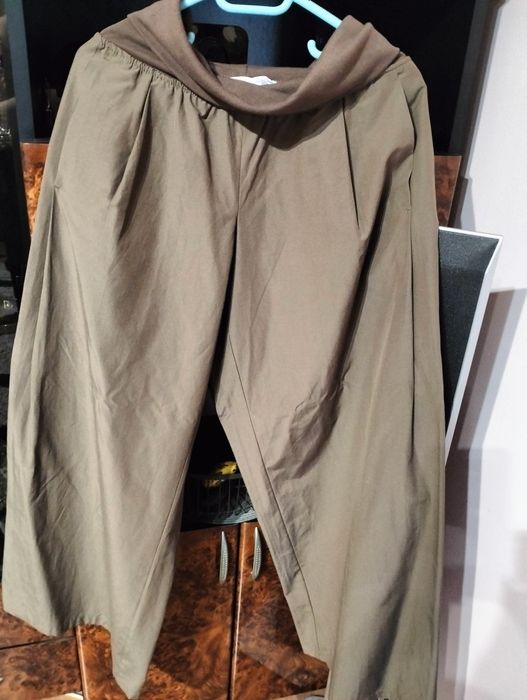 Super preț pantaloni