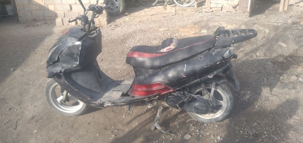 Скутер сотилад 80 кубли