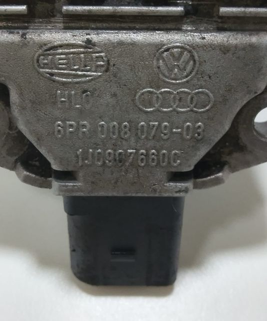 Senzor  nivel ulei  1J0907660C / 00807903 Volkswagen VW Touran prima