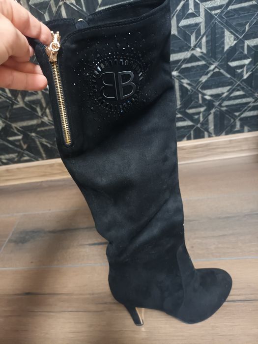 Велурени черни  ботуши