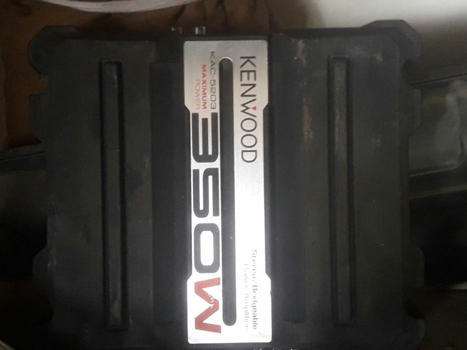 Установка Усилител Калонка Магнитафон в Авто