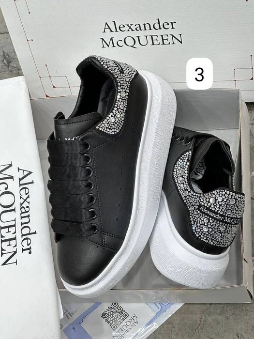 Adidași Alexander McQueen dama