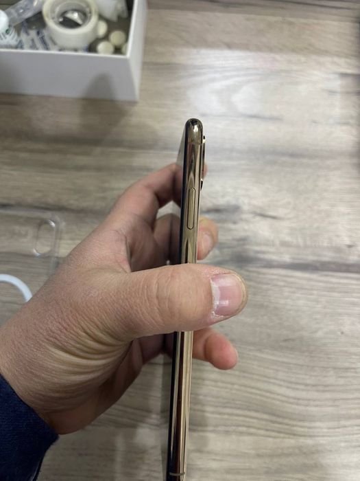 prodam srochno Iphone xs max 256gb ideal karobka