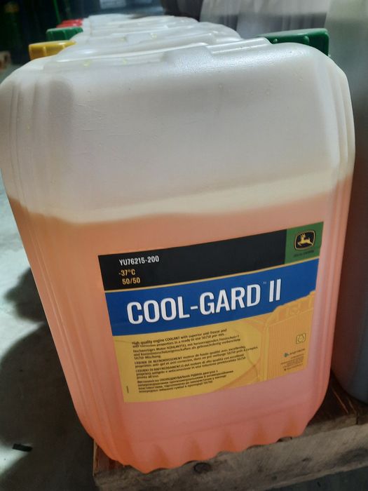 Оригинальные запчасти и масла John Deere