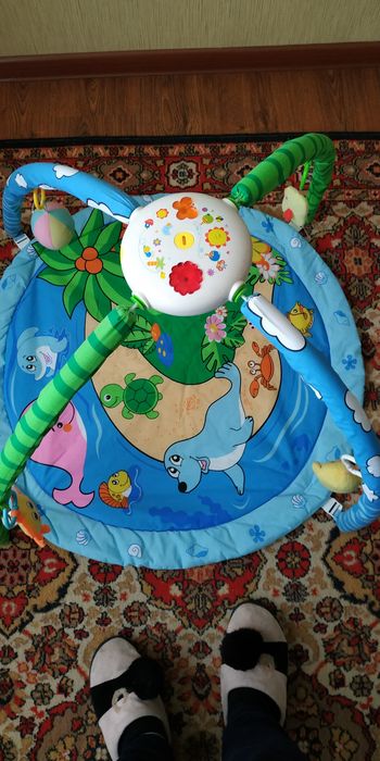 Фирменный ,развивающий музыкальный коврик