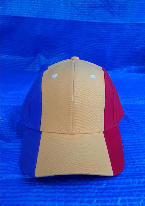Sapca tricolor unisex bumbac 100% si drapelul ROMÂNIEI Noi - 60 Lei