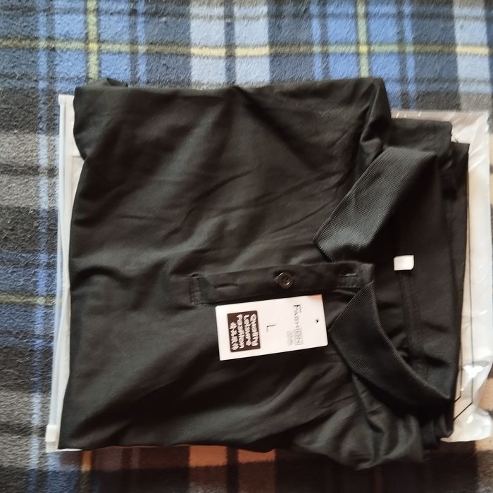 Продам рубашку футболку