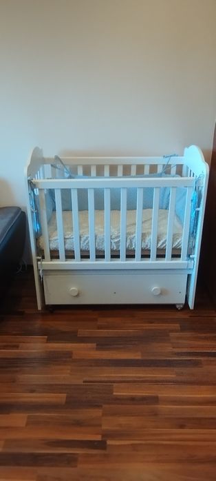 Малка бебешка кошара