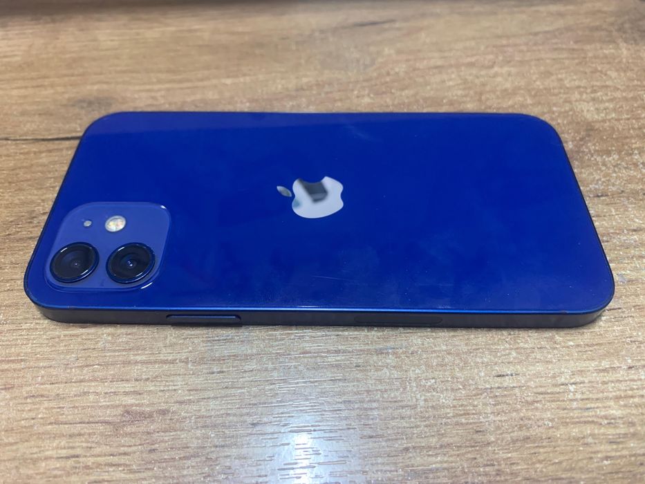 Iphone 12 продается