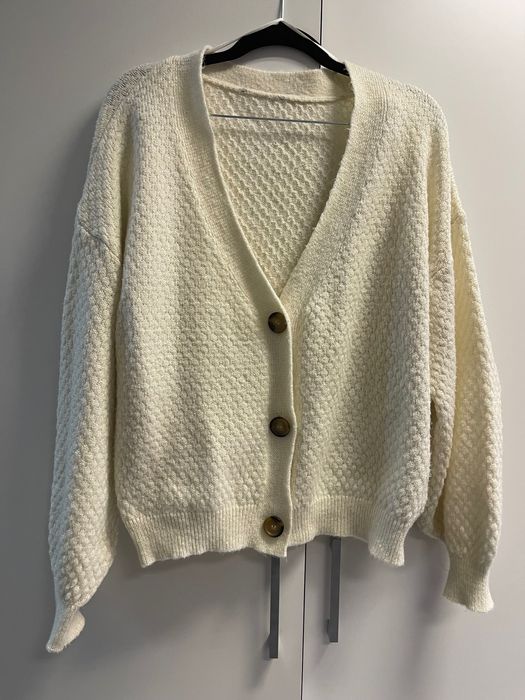 Дамски пуловер, жилетка, суичър S-M