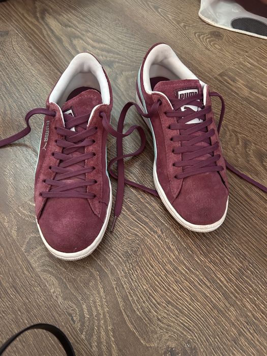 Tenisi Puma din piele intoarsa naturala