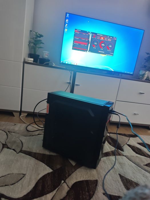 PC Complet Intel i3 / 8GB RAM / Placă Video Dedicată GT 730 / HDD 1TB