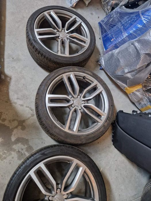 Джанти със гуми Audi SQ5  255/40/21