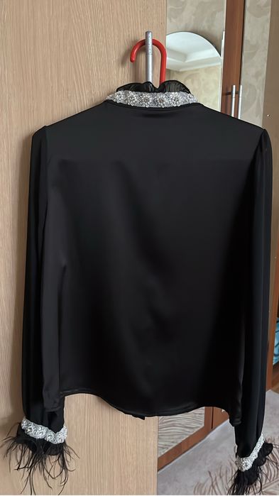 Красивая новая кофта , блузка